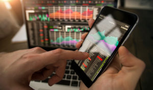 5 dôvodov, prečo obchodovať s RoboForex