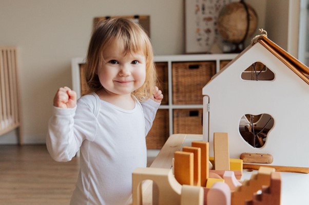 5 dôvodov prečo sa rozhodnúť pre drevené a náučné hračky.