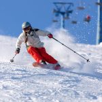 Zjazdové lyžovanie: zdravá cesta k predĺženiu života